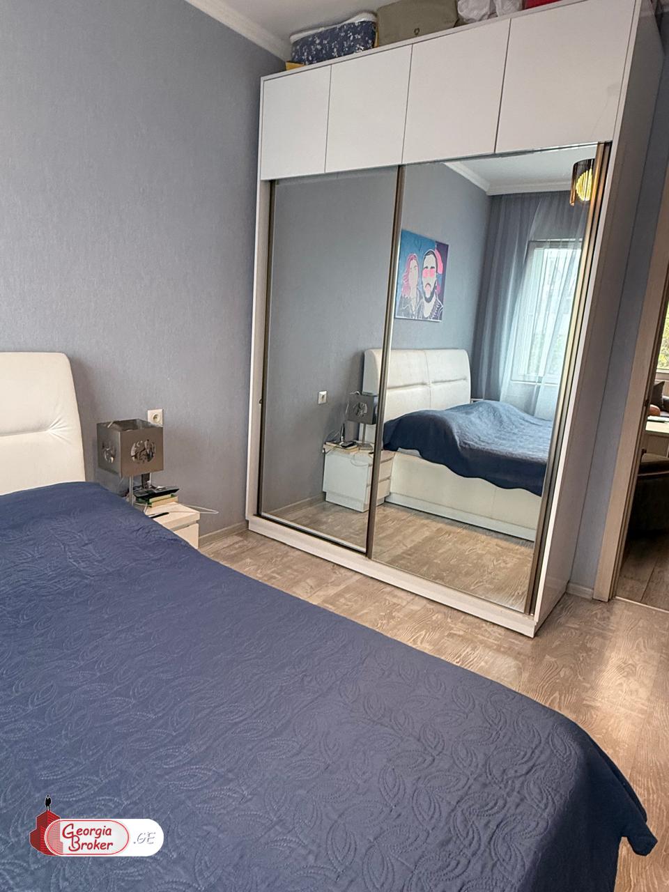 nearly repaired 3-room apartment for sale